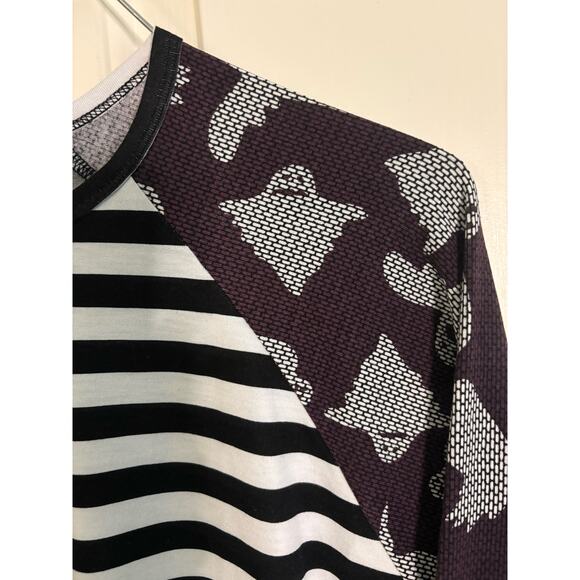 LulaRoe Top - Great for Halloween! - Picture 4 of 5